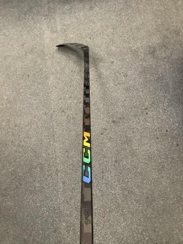 Intermediate CCM XF Ghost Right Handed Hockey Stick P28+1/4 65 Flex (New)