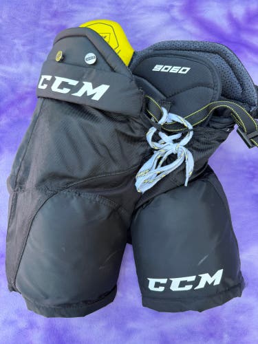 Black Junior XS CCM Tacks 9060 Hockey Pants (Used)