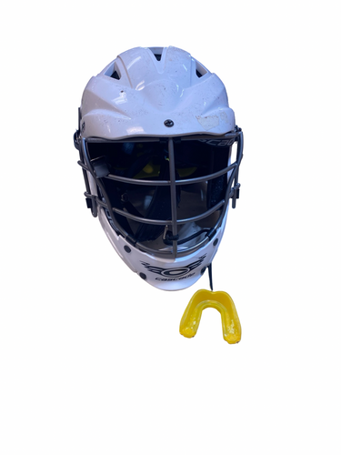 Used Cascade CS R Lacrosse Helmet White MD 11706-S000383004