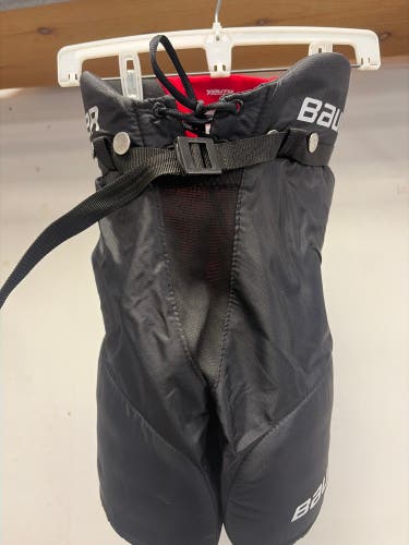 Youth Large Bauer Lil Sport Hockey Pants (Used)