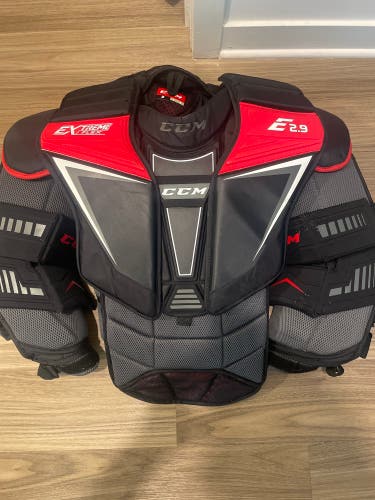 Large CCM EFlex 2.9 Goalie Chest Protector (New)