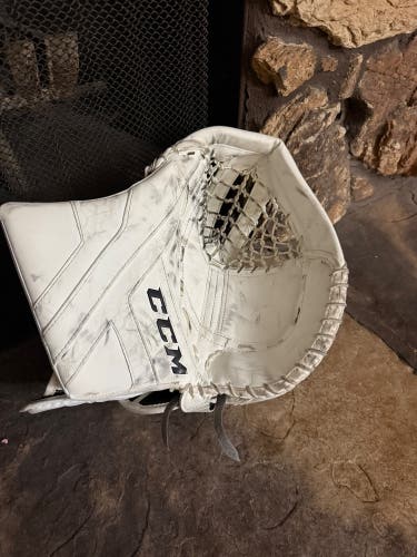 2023 CCM Axis 1.9 Regular (Used)