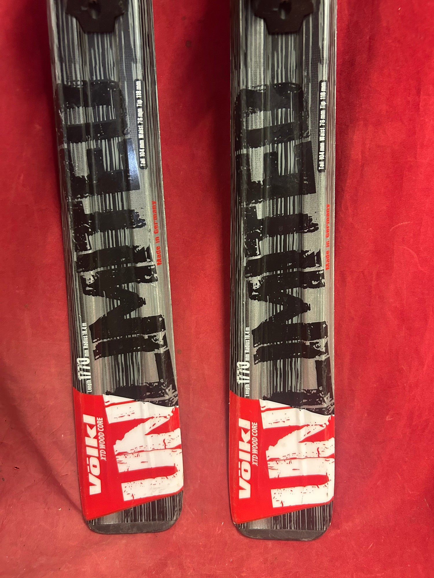 Volkl Unlimited AC30 all mountain 177cm skis,Marker motion binding