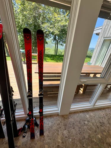 185 cmm (27m Radius) Rossignol Hero Athlete GS Skis with SPX 15 bindings (Used)
