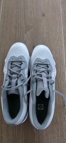 Gray Men's Size M 11.0 (W 12.0) Adult Nike Low Top Molded Cleats (New)