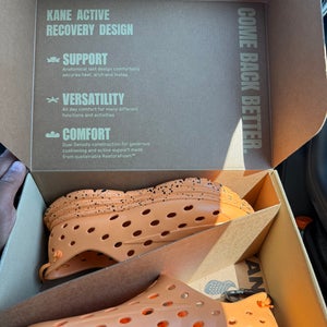 Men's Size M 12.0 (W 13.0) Adult (New)