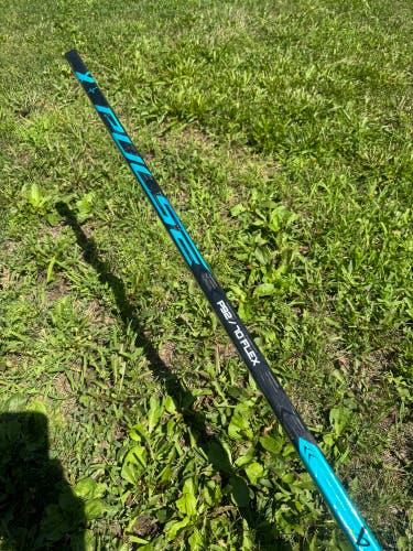 Senior Bauer Pulse Right Handed Hockey Stick P92 70 Flex (New)