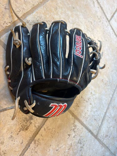 Marucci Acadia RH Infield Baseball Glove 11" (Used)