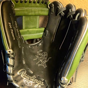 Rawlings Heart of the Hide Military Green Baseball Glove 11.5" (New)/*6 FREE COLLEGIATE BASEBALLS*