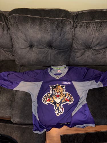 Purple Size 56 Men's Reebok Jersey (Used)
