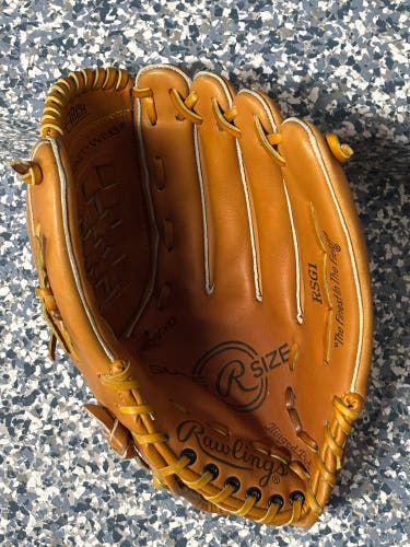 Rawlings RH Baseball Glove 13.5" (Used)