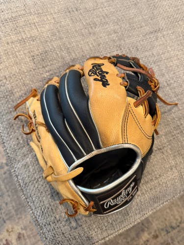 Rawlings Heart of the Hide RH Infield Baseball Glove 11.5" (Used)