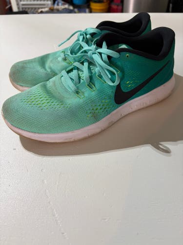 Nike Free RN shoes W9.5/M8.5