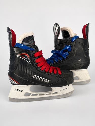 Bauer Vapor X400 Youth Ice Hockey Skates – Size 3.5 – Black/Red