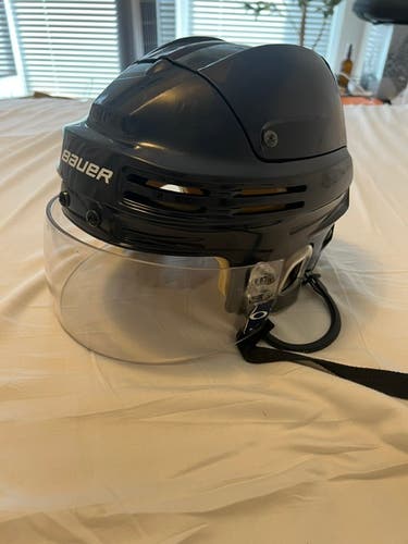 Large Bauer 4500 Helmet (Used)