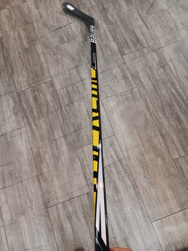 Senior Bauer Supreme S37 Left Hand Hockey Stick P92 77 Flex (New)