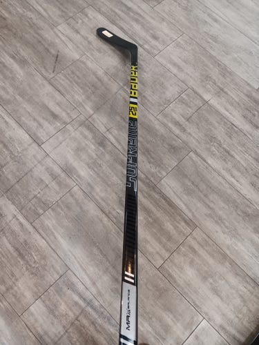 Intermediate Bauer Supreme 2S Team Left Hand Hockey Stick P88 65 Flex (New)