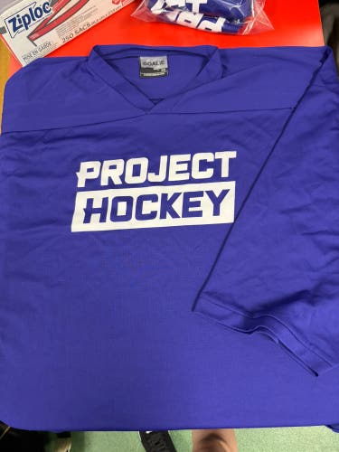 Purple Goalie XXL Hockey Jersey (Used)
