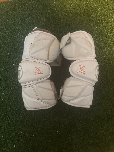 University of Virginia Large Warrior Evo Arm Pads (Used)