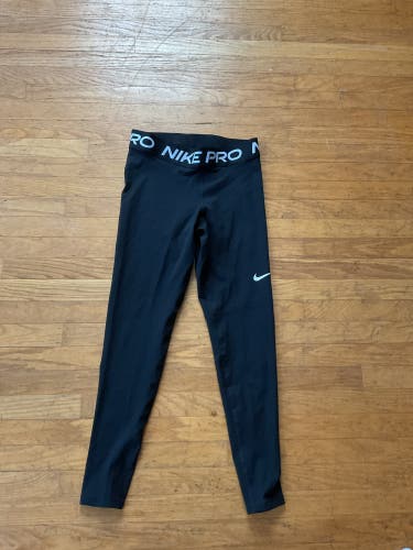 Black Medium Women's Nike Compression (New)