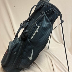 Unisex Nike Sport Lite Bag (Used)