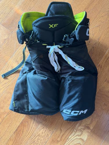 Junior Small CCM Tacks XF Hockey Pants (Used)