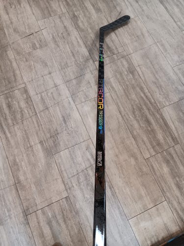 Senior CCM Ribcor Trigger 9 Pro Right Handed Hockey Stick P29 75 Flex (New)
