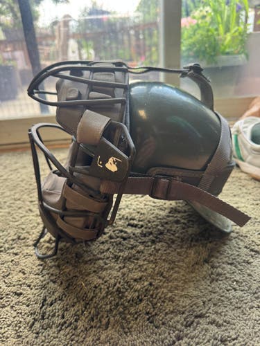 EvoShield PRO-SRZ Catcher's Mask with PRO-SRZ Skull Cap (Used)