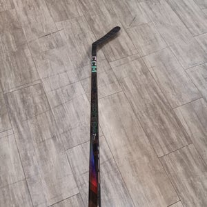 Senior CCM JetSpeed FT7 Pro Right Handed Hockey Stick P29 70 Flex (New)