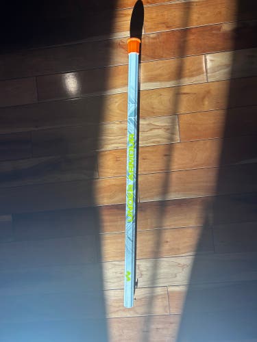 Under Armour Shaft (Used)