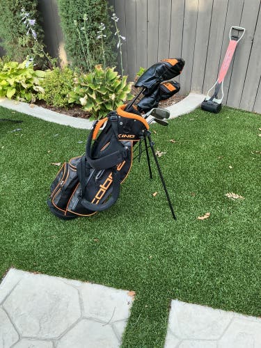 Junior 2023 Cobra King Jr Right Handed Clubs (Full Set) Junior 6 Pieces 35" (Used)