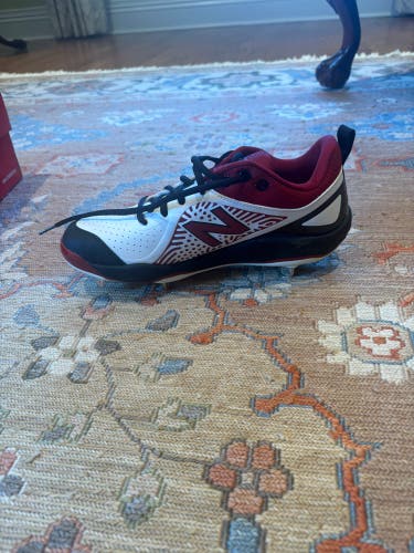 White Women's Size M 7.0 (W 8.0) New Balance Mid Top Metal (New)
