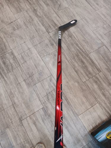 Intermediate Bauer Vapor X4 Right Handed Hockey Stick P92 65 Flex (New)