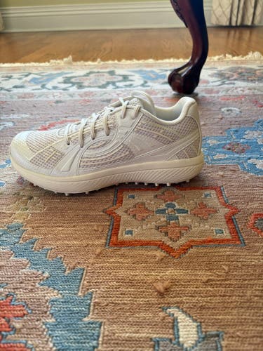 White Unisex Size M 7.5 (W 8.5) Under Armour Shoes (New)