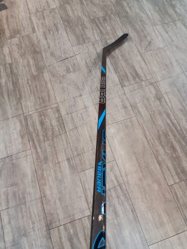 Senior Bauer Nexus E50 Pro Right Handed Hockey Stick P88 77 Flex (New)