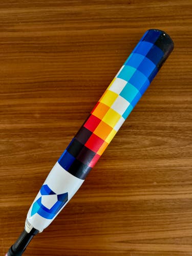 DeMarini Prism 29/18 (-11) Fastpitch Softball Bat