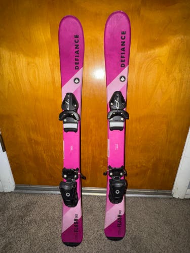 Defiance Flash 90 90 cm Skis (Used)