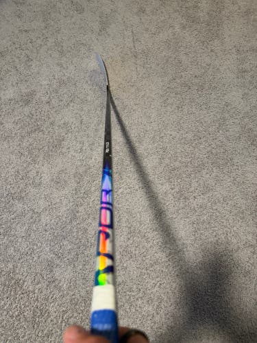 Senior Bauer Vapor Flylite Right Handed Hockey Stick P29 77 Flex (New)
