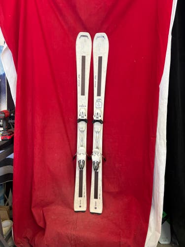 Skis: HEAD 143 cm All Mountain Skis With Bindings (Used)