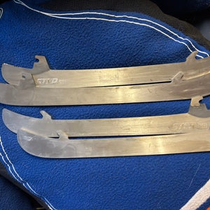 CCM Step Steel 255 mm (Used)