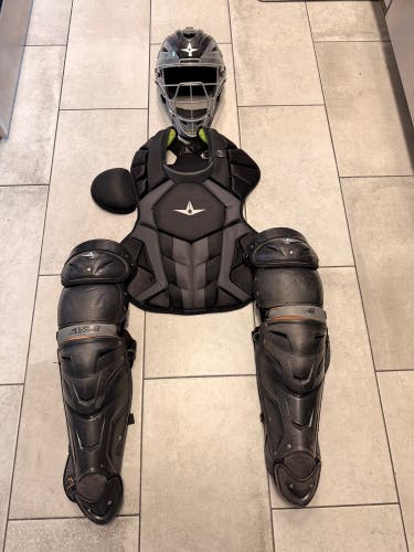 Black/Gray All Star System 7 Axis Catcher's Set (Used)
