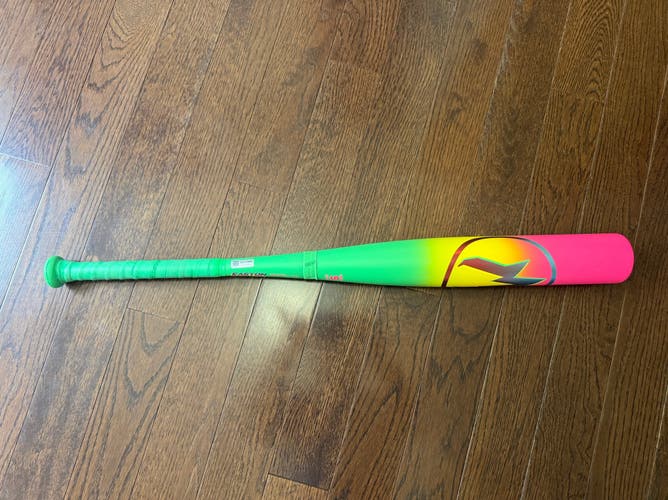 2026 Easton Hype Fire Composite USABat Certified Bat (-5) 25 oz 30" (Used)