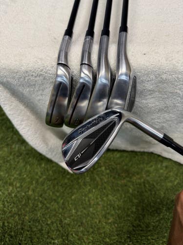 TaylorMade Qi Iron Set (7-Pw,Aw) Ventus TR 6-R Regular Flex Shaft RH