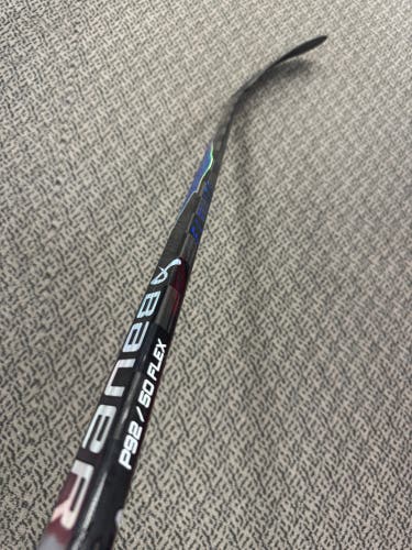 Junior Blue Bauer Vapor Flylite Left Hand Hockey Stick P92 50 Flex (New)