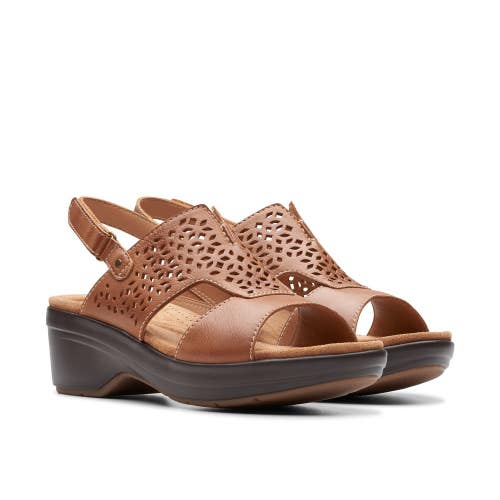 Clarks Tuleah Sun 26177388 Sandals Womens 9B Tan Leather Cutout Strappy HTAT1640
