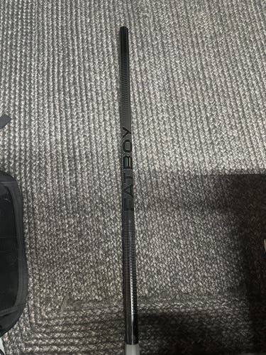 Adult Warrior Shaft (Used)