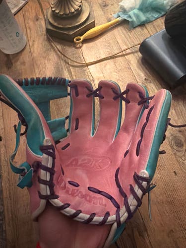 2025 Wilson A2K RH Infield Baseball Glove 11.5" (Used)