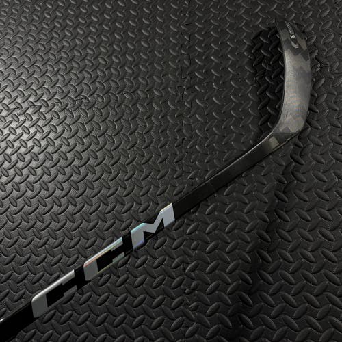 *New* - P28 75 Flex - Senior CCM JetSpeed FT8 Pro Right Handed Hockey Stick (New)