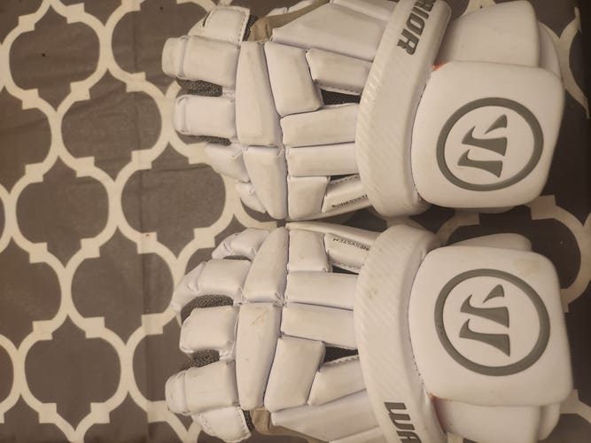 Warrior Burn Lacrosse Gloves (Used)