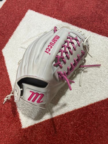 2025 Marucci RH Outfield Softball Glove 12.5" (Used)
